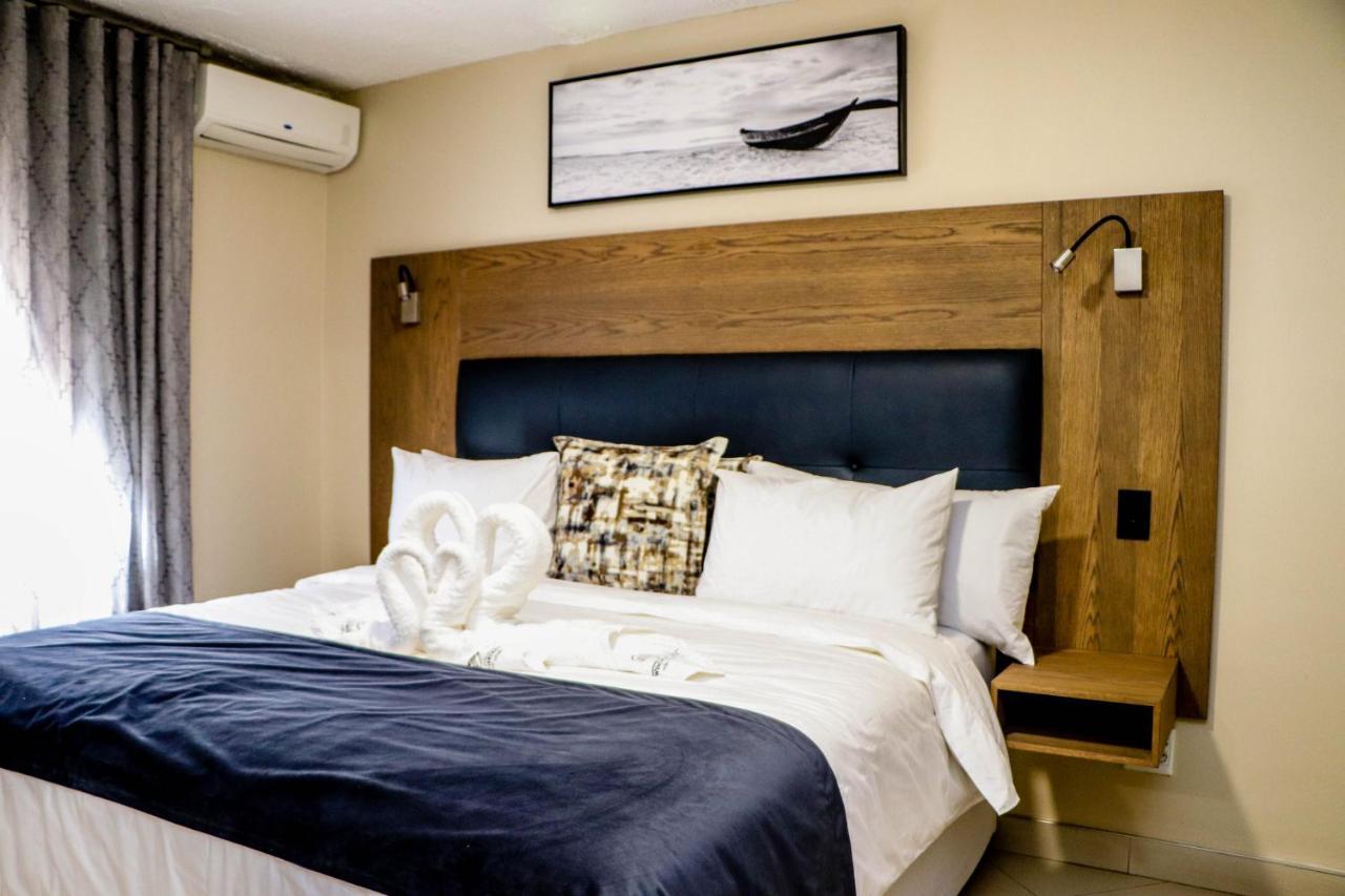 Windhoek Gardens Boutique Hotel Ngoại thất bức ảnh