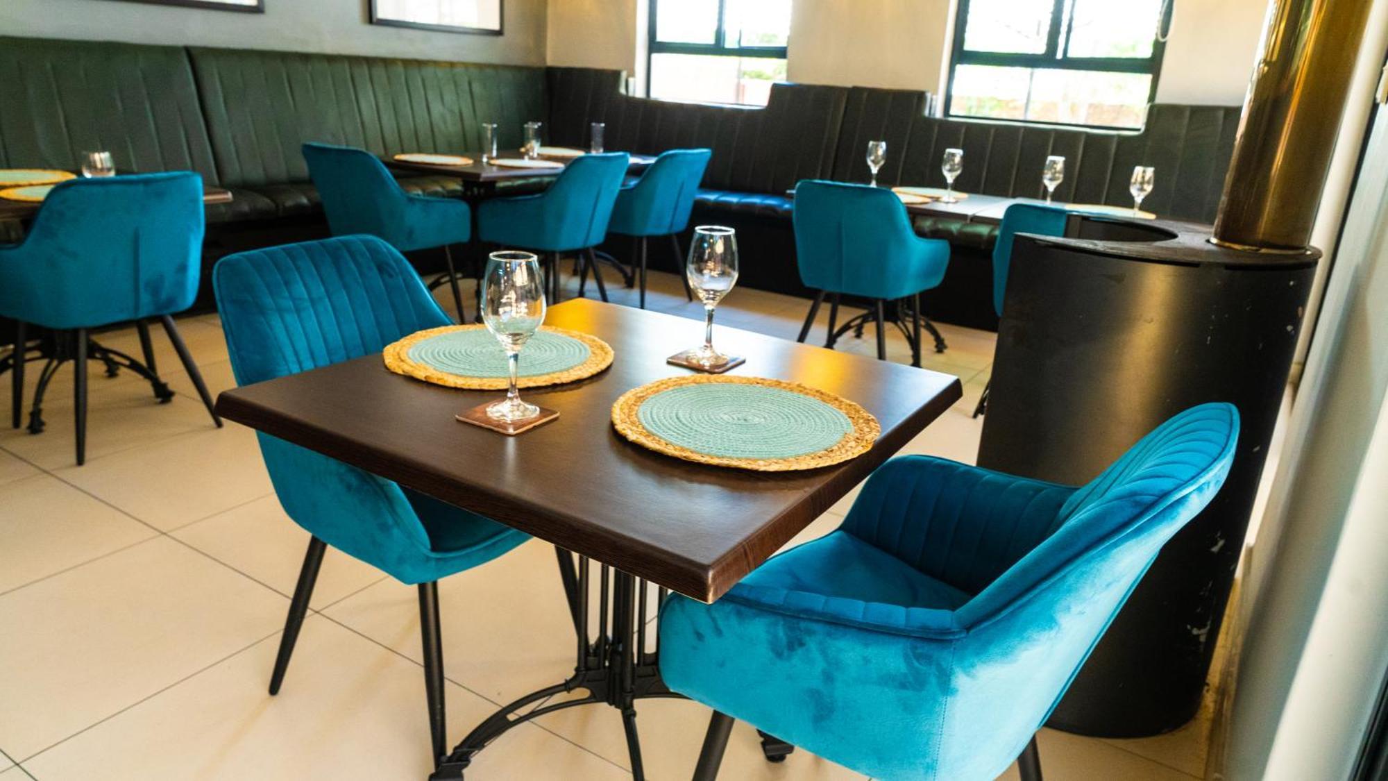 Windhoek Gardens Boutique Hotel Ngoại thất bức ảnh