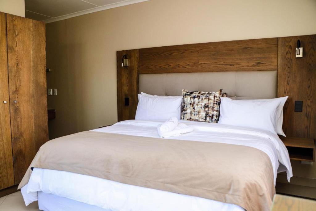 Windhoek Gardens Boutique Hotel Ngoại thất bức ảnh